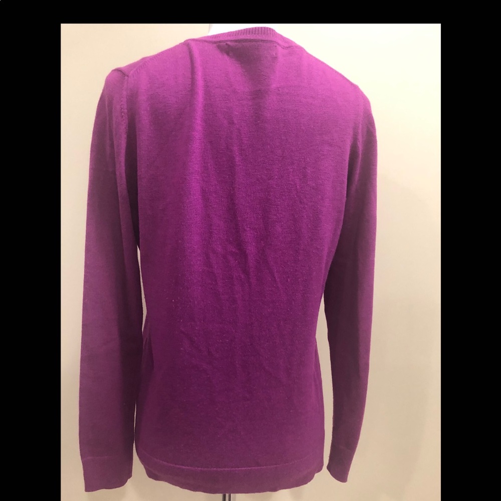 Banana Republic Sweater size Medium - Picture 2 of 4